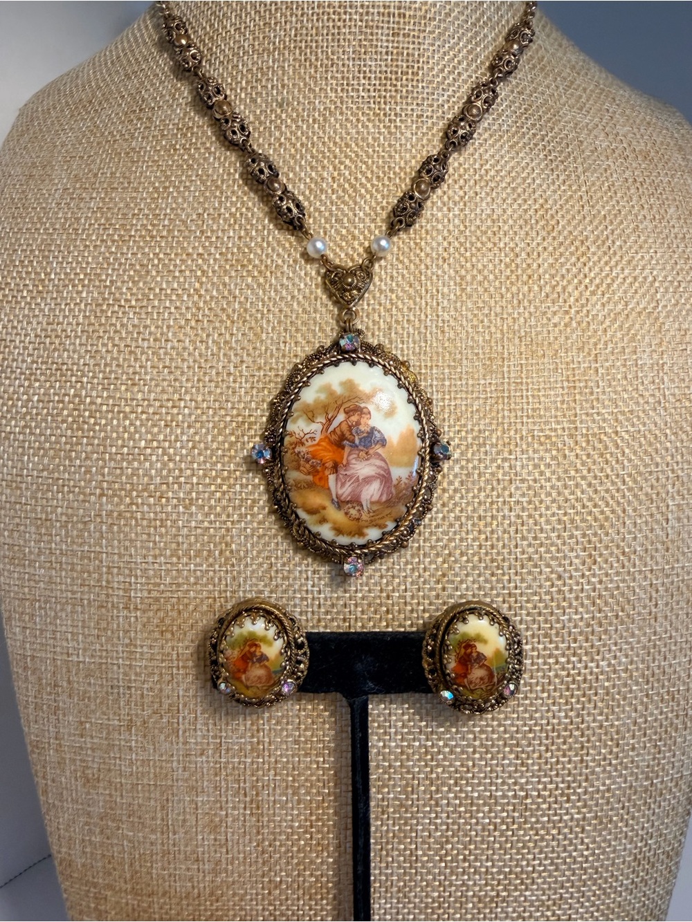 Western Germany Vintage Courting Couple Pendant Necklace and Earrings